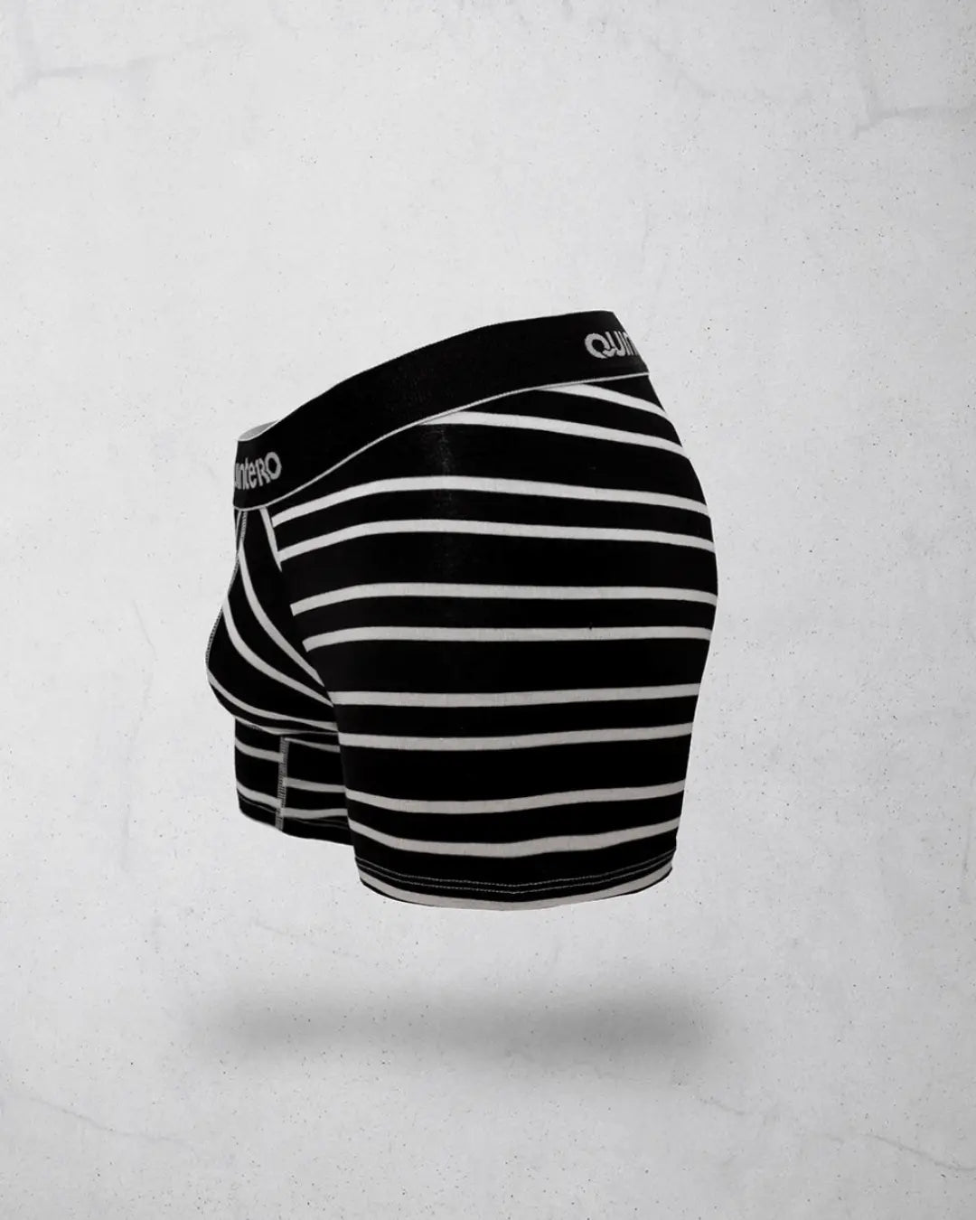 BLACK LINE CORTO