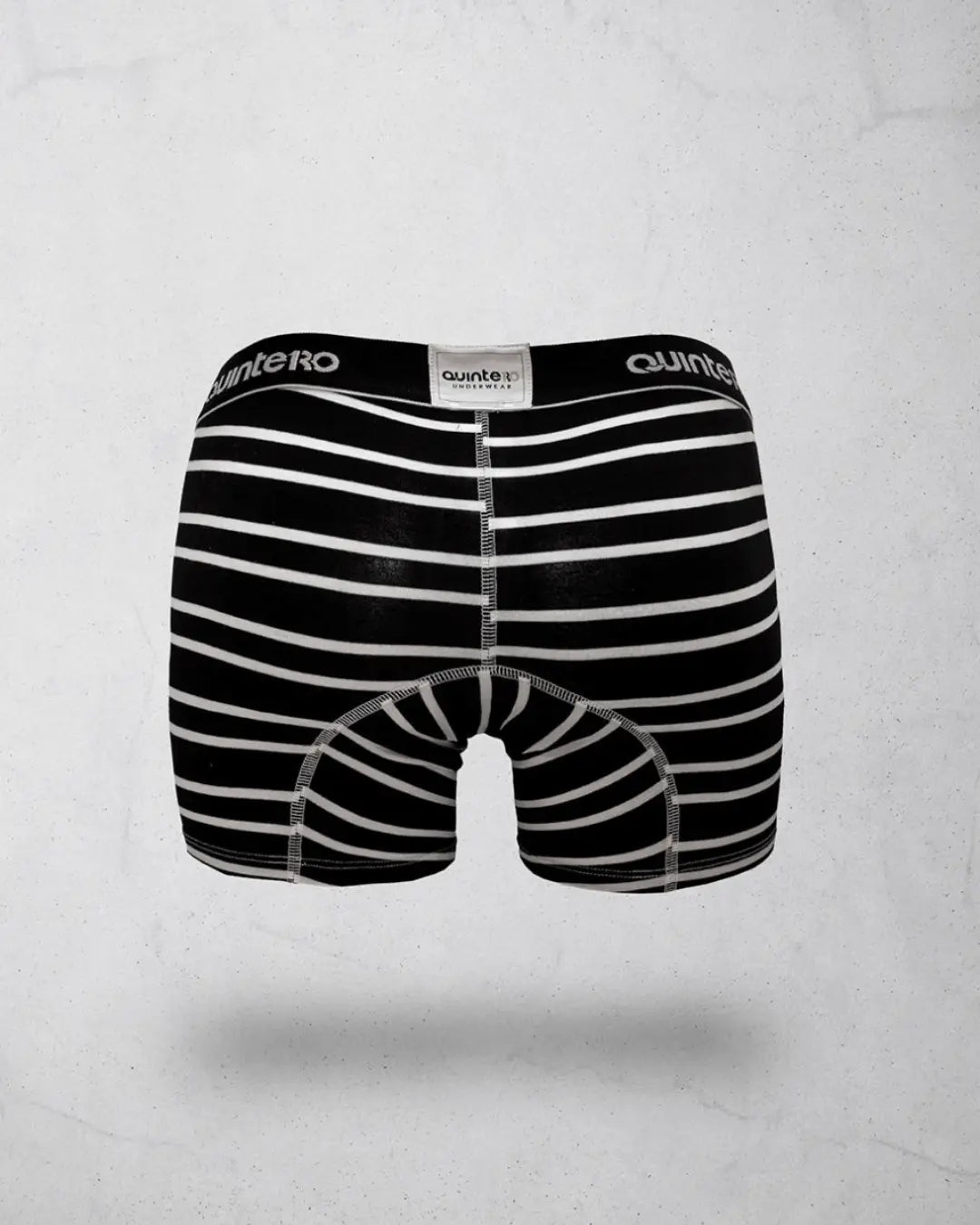 BLACK LINE CORTO