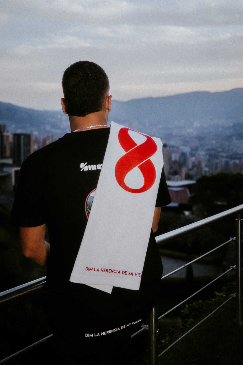 CAMISETA PODEROSO BLANCO